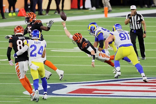Aaron Donald y Matthew Stafford fueron tratados de manera diferente después de la victoria de Los Angeles Rams